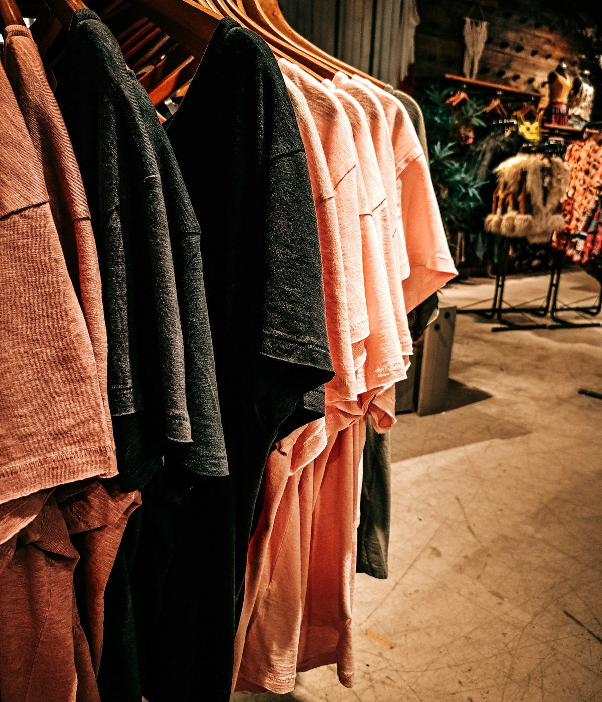 EVERETT ANGELICA DAWN wardrobe styling inspiration